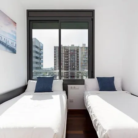 Modern Luxury Fira Bcn Apartment